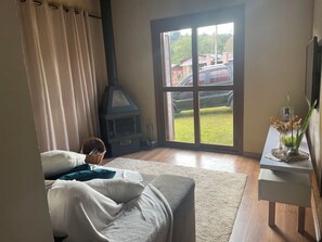 Living area - Cozy house  (Gramado)