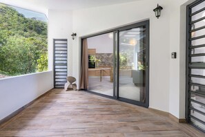 Terrace/patio - Maruapo Guest House - Ocean View (Punaauia)