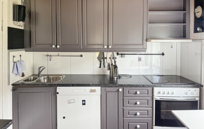 1 bedroom beautiful home in Korssund