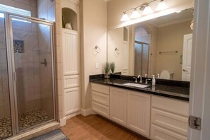 Shower, towels