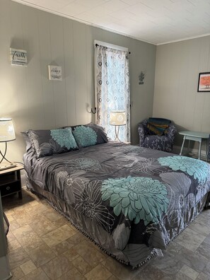 1 soverom, wi-fi (inkludert) og sengetøy