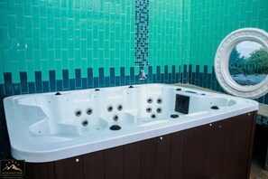 Idromassaggio all'aperto