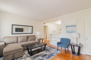 Smart TV - Suite D at Blue Sky Terrace (Columbus)