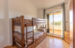 3 bedrooms, free WiFi