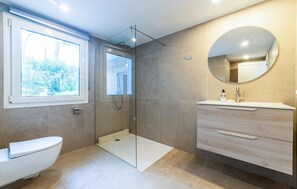 Douche, séchoir à cheveux