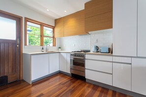 House | Private kitchen - 2-bed apartment in the heart of Ponsonby (Auckland)