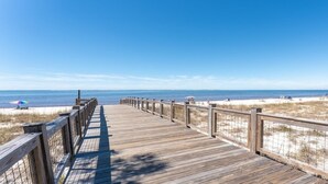 Unclassified image, 5 of 52, button - Enjoy a spacious 5-bedroom house all to yourself with easy beach access or Pools (Port Saint Joe)