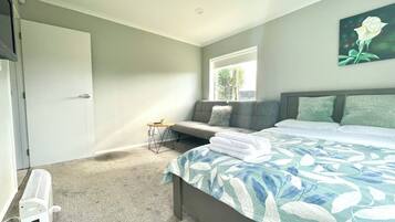 2 bedrooms, desk, iron/ironing board, travel cot