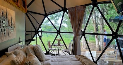 Charming 2-bedroom Dome in Coamo with WiFi, AC.