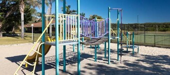 **LAST MIN RATE** Family Holiday Resort, Diamond Beach NSW - Pools, Tennis Court