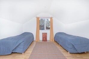 3 bedrooms, WiFi, bed sheets