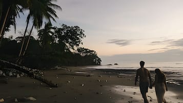 Bungalow | Beach | On the beach