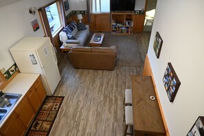 TV, DVD player, books, video library