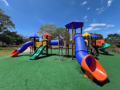 Locks Inn, Cascavel, Paraná - 02