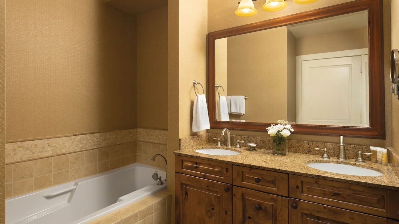 Jetted bath, hair dryer, towels, soap