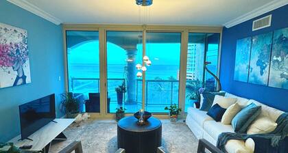 Emerald of the Gulf - beachfront condo at Portofino Island resort, great views!