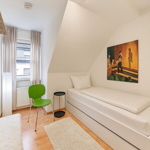 3 chambres, lit parapluie, Wi-Fi, draps fournis