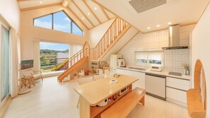 Habitación básica, 2 habitaciones (Comfortable A-dong) | 2 habitaciones y wifi gratis