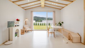 Basic Room, 3 Bedrooms (Relaxing Villa B (Pet-Friendly)) | 2 bedrooms, free WiFi - Gangreung Pyeonanhanga Pension (Gangneung)