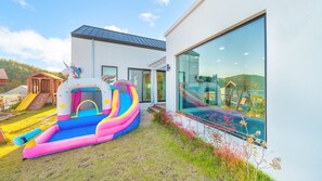 Exterior - Gangreung Pyeonanhanga Pension (Gangneung)