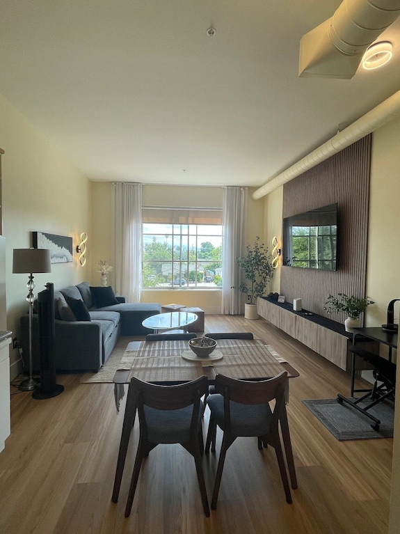 New! Stylish Condo On Santana Row - San Jose, CA