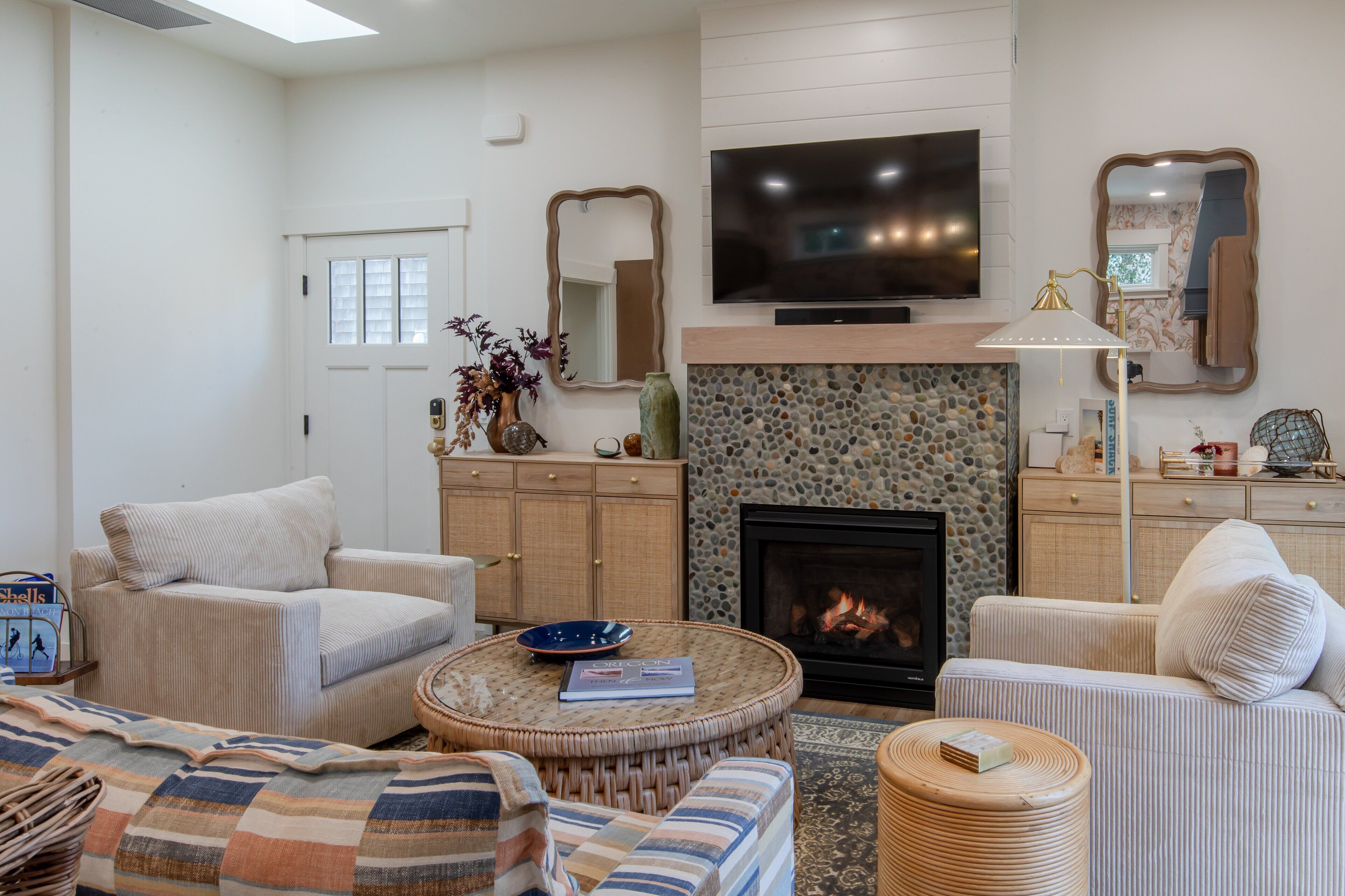 Smart TV, fireplace, books