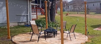Charming Texoma 1-bedroom guesthouse in growing Sherman, Texas