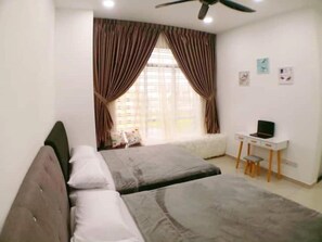 5 Schlafzimmer, Bügeleisen/Bügelbrett, WLAN, Bettwäsche