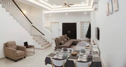 5R3B 2-Storey GnG @ Bukit Indah Tuas/Legoland/Aeon