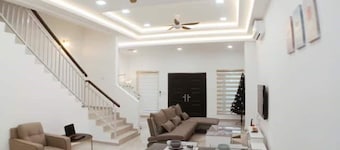 5R3B 2-Storey GnG @ Bukit Indah Tuas/Legoland/Aeon