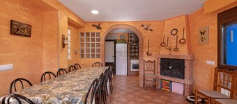 Ferienwohnung 'Los Diegos' mit Bergblick, privater Terrasse und eigenem Garten