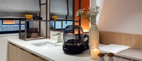 Literie de qualité supérieure, rideaux occultants, chambres insonorisées