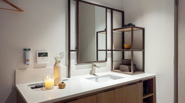 Literie de qualité supérieure, rideaux occultants, chambres insonorisées