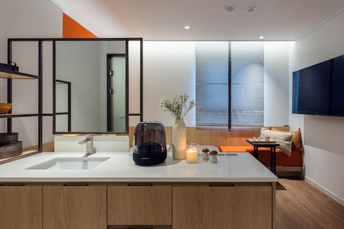 Literie de qualité supérieure, rideaux occultants, chambres insonorisées