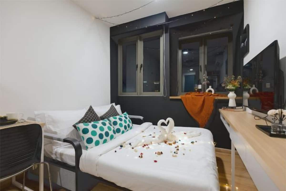 2 bedrooms, free WiFi, bed sheets