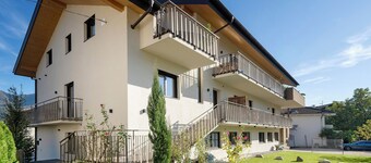 Apartment 'Fuchsberger A' with Mountain View, Wi-Fi and Air Conditioning