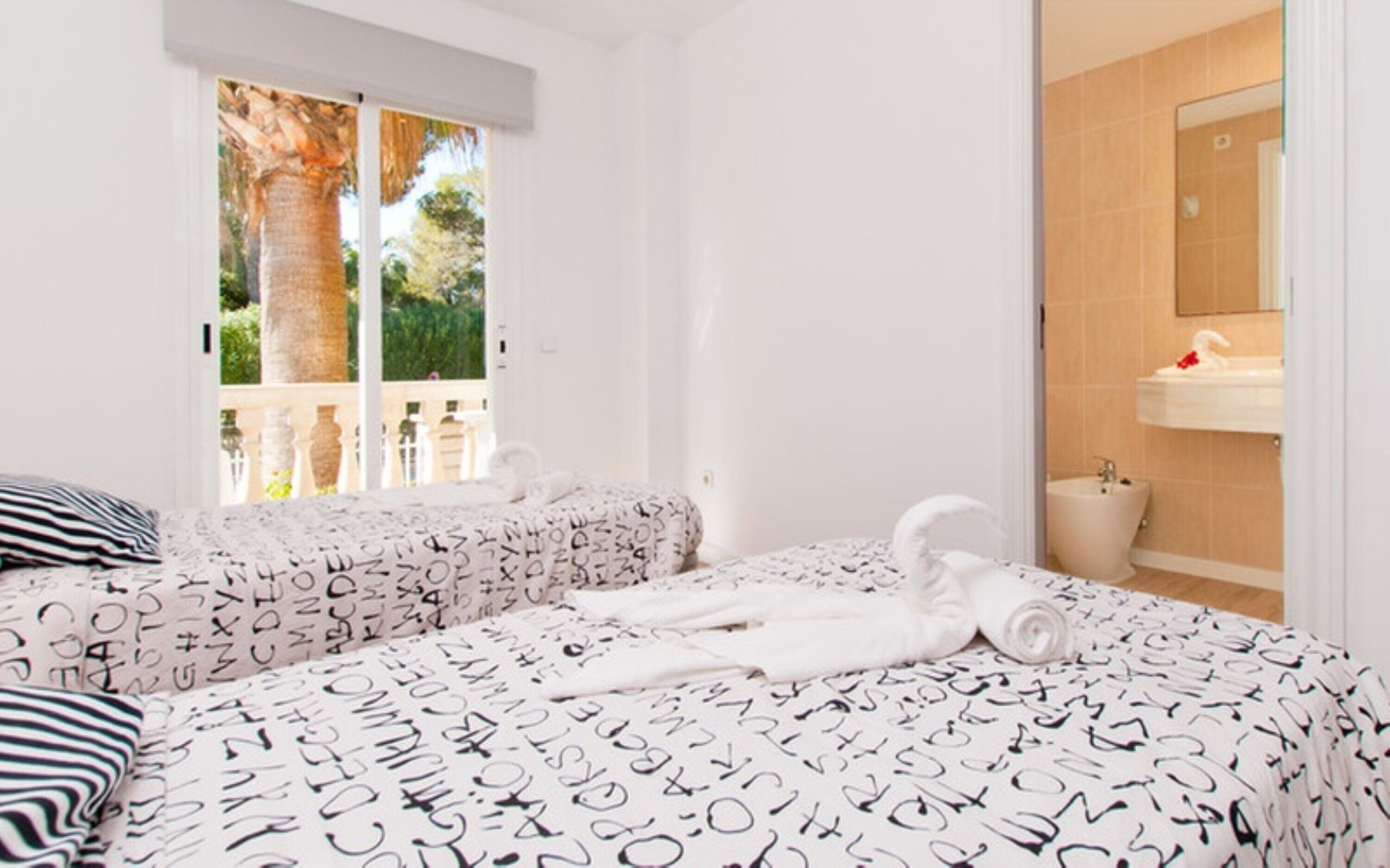 2 sovrum, strykjärn/strykbräda, gratis wi-fi och sängkläder