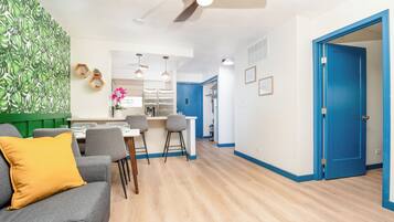 Deluxe Condo, Lanai, Canal View | Iron/ironing board, free WiFi