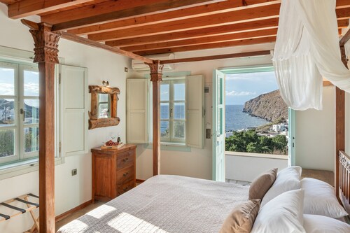 Room 'Double  Sea View  No 4' with Sea View, Wi-Fi and Air Conditioning