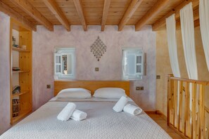 1 chambre, fer et planche à repasser, accès au Wi-Fi (inclus)