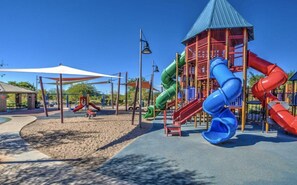 Children’s area - Large Single Story Home with Pool Table. Close to Golf and Green Spaces.   (Florence)