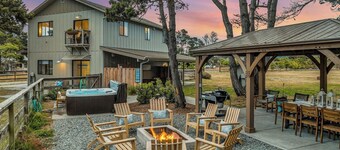 Sea Ranch in Fort Bragg w/ Hot Tub & Game Room
