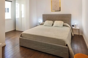 1 makuuhuone, silitysrauta/-lauta, ilmainen Wi-Fi, vuodevaatteet