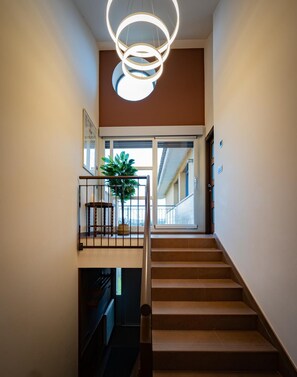 Interior - Villa 'Casa El Rasillo' with Lake View, Private Terrace and Wi-Fi (El Rasillo de Cameros)