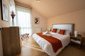 4 Schlafzimmer, Bügeleisen/Bügelbrett, kostenloses WLAN, Bettwäsche