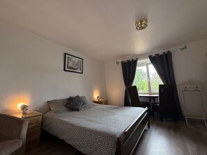 2 bedrooms, bed sheets