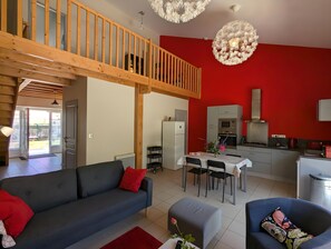TV, fireplace, table tennis, stereo - Holiday Home 'La Bonne Chauffe' with Shared Pool, Private Terrace and Wi-Fi (Verrières)