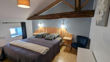 4 habitaciones, tabla de planchar con plancha y wifi gratis