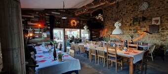 Guest Room "À La Ferme" with Shared Pool, Shared Terrace and Wi-Fi