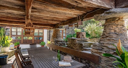 Apartment 'Apartamento Narcea 1' with Mountain View, Private Terrace and Wi-Fi